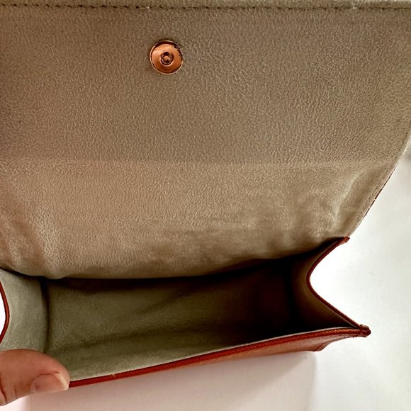 Custom Painted Tory Burch Eyeglass/Sunglass Case - Picture 7 of 7